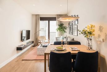 Calle de la Farmacia, Madrid, Community of Madrid 28004