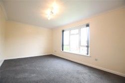 2 Bed Flat To Rent - Photo 4