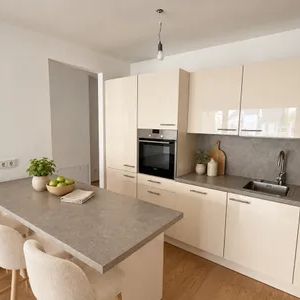 Sonnige Balkonwohnung mit Kühlung - Photo 3