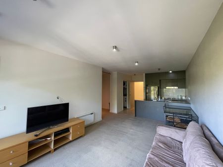 Furnished 1 Bedroom Apartment in Monash Green Estate - Photo 5