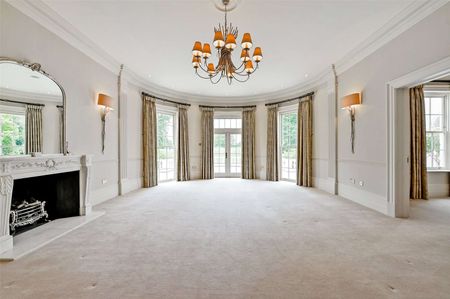 Rarely available grand countryside estate offering luxury, privacy, and exceptional living. - Photo 2