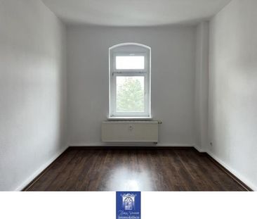 GroÃzÃ¼gige 3-Zimmerwohnung mit Stuckelementen an den Decken! 1 Mo... - Photo 3