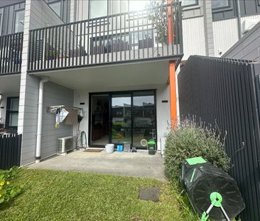 274 Hobsonville Point Road, Hobsonville, Auckland - Photo 2