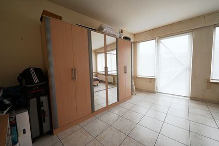Te huur: Gelijkvloers appartement in Ardooie met carport! - Photo 4