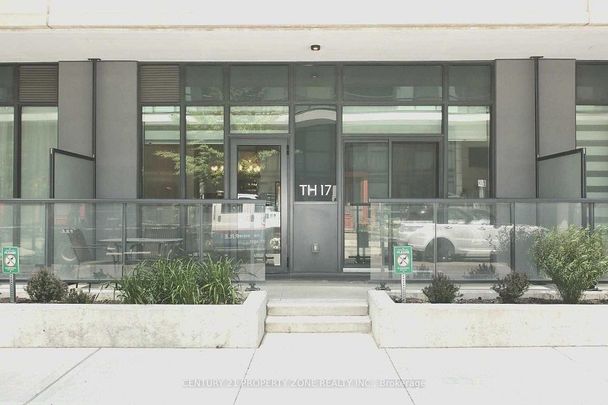 For Lease - 4055 Parkside Village Drive Unit# TH-17, Mississauga, Ontario - Photo 1