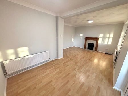 Broadlands, Downham Market - Photo 2