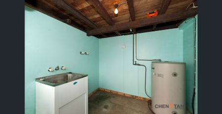 Charming Home in Prime Upper Mount Gravatt Location *Break Lease* - Photo 4