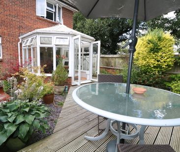 Nursery Close, Capel, Dorking, RH5 - Photo 1