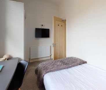 6 bedroom house to rent - Photo 4