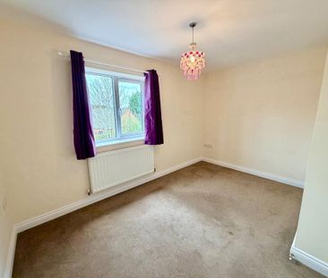 2 bedroom semi-detached house to rent - Photo 3