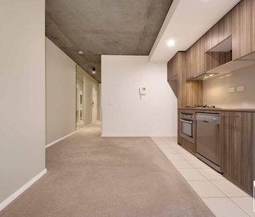 410/17 Singers Lane, Melbourne VIC 3000 - Apartment For Rent | Domain - Photo 2