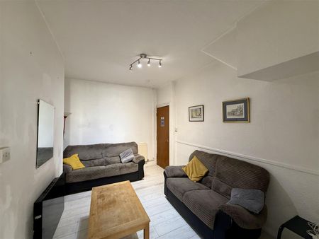 34 College Road - Photo 2