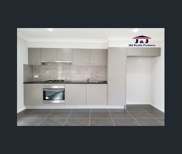Spacious 2beds granny flat for rent! - Photo 3