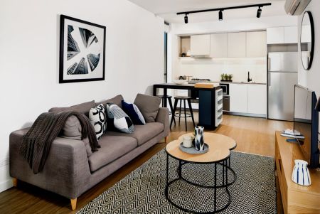 1 bed 1 bath【Located in a detached house】 - Photo 2