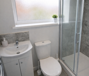 1 bedroom in a house share to rent - Photo 5