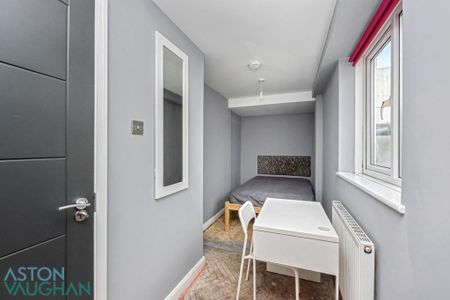 6 bedroom end of terrace house to rent - Photo 4