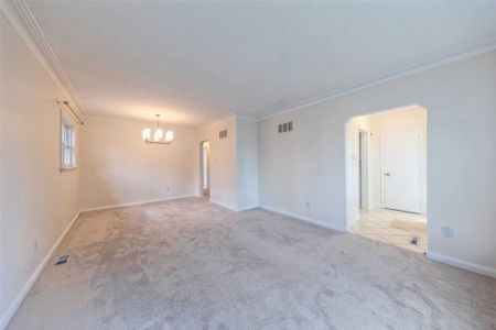 For Lease - 69 Barrymore Road Unit# Main, Toronto, Ontario - Photo 2