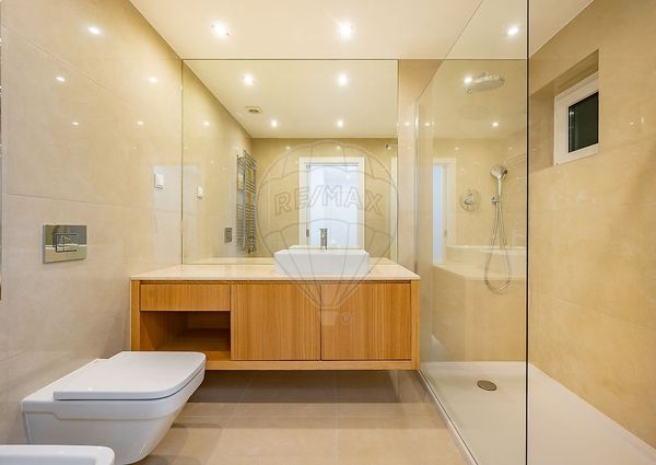 Apartamento T4 em Lisboa