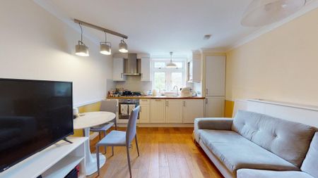 2 bedroom flat to rent - Photo 2