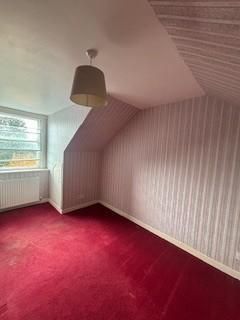 2 bedroom semi-detached house to rent - Photo 3