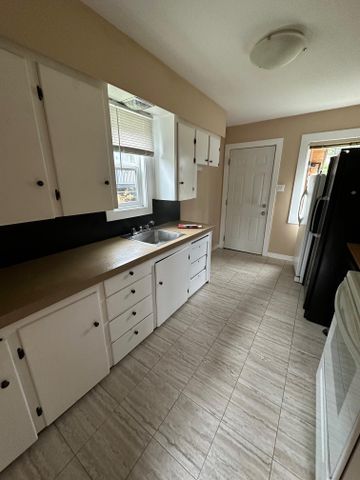 Small rancher (campbell river) - Photo 4