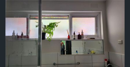 “Delightful one bedroom Home” - Photo 4