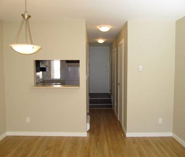 2 BEDROOM + 1.5 BATH, TWO LEVEL TOWNHOME NEAR KITS BEACH! - Photo 4