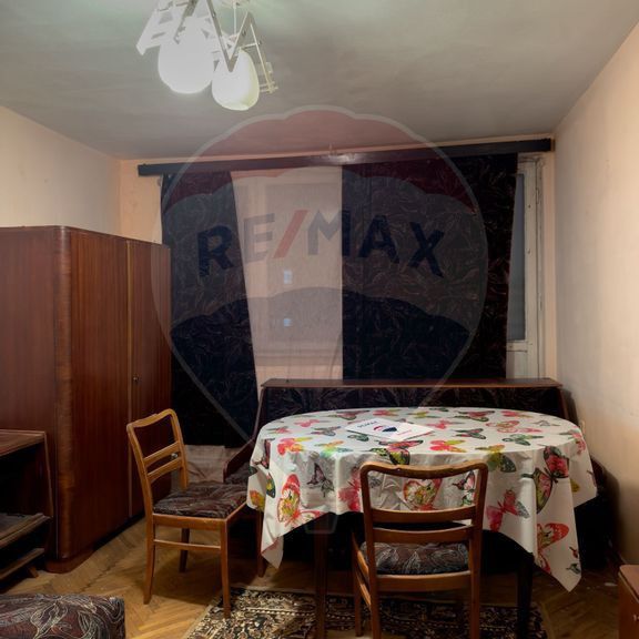 Garsoniera de închiriat- Calea Bucuresti - Fotografie 1