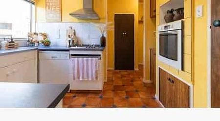 Milson Magic - 3 bed with 3 bathrooms - Photo 2