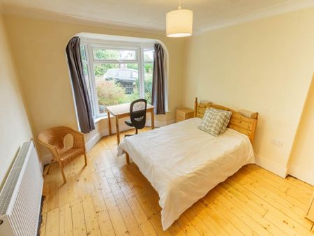 3 St. James' Drive - Photo 3