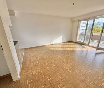 Beautiful 2.5-room apartment in Clarens - Photo 2