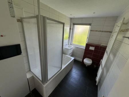 4-Zimmer-Wohnung in Detmold Nähe Krankenhaus mit Balkon - Foto 4