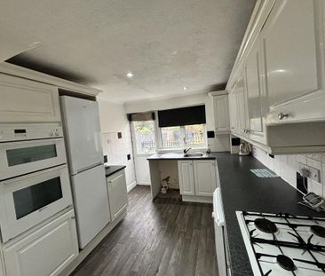 3 bedroom terraced house to rent - Photo 6