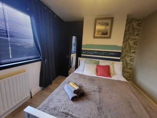Room in a Shared Flat, Wardie Road, G33 - Photo 1