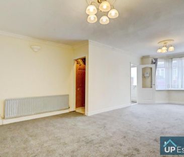 2 bedroom end of terrace house to rent - Photo 3