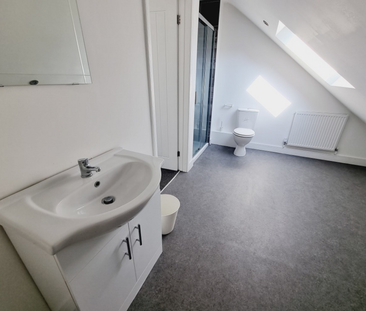 2 Bed Student Accommodation - Photo 4