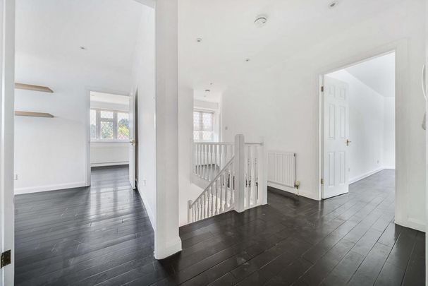 5 bedroom detached house to rent - Photo 1