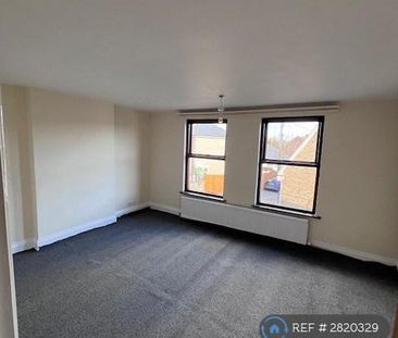 2 bedroom semi-detached house to rent - Photo 4