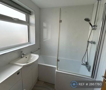 2 bedroom maisonette to rent - Photo 4