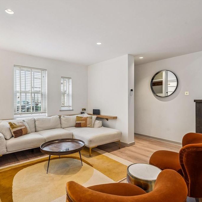 2 bedroom terraced house to rent - Photo 1