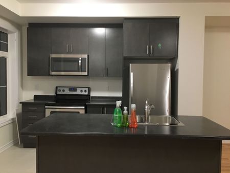 For Lease - 126 Alvin Pegg Drive, East Gwillimbury, Ontario - Photo 2