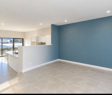 Spacious Two Bedroom Townhouse For Rent - Photo 1