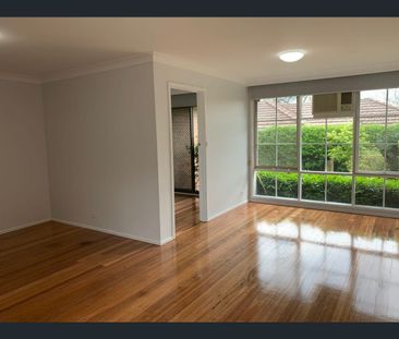 3/16 Suffolk Road, Surrey Hills, Vic 3127 - Photo 2