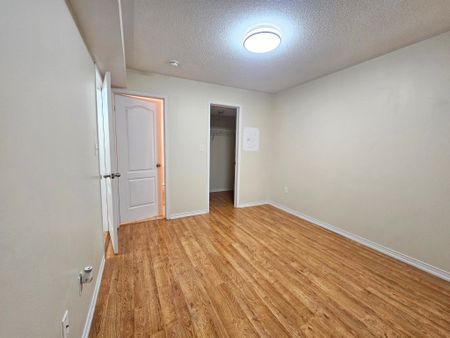 For Lease - 2488 Post Road Unit# 21, Oakville, Ontario - Photo 2
