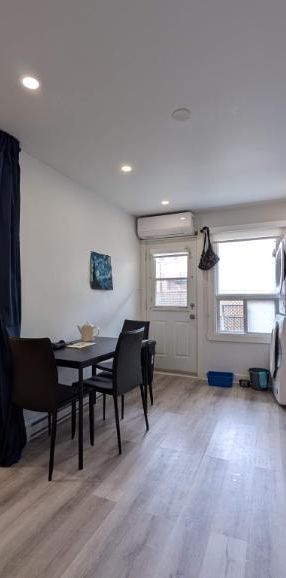 2 CH - 1 SDB - Montréal - $1,600 /mo - Photo 1