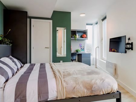 Silver Studio - Photo 3