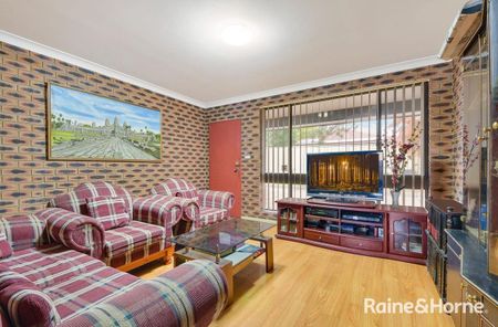 TWO BEDROOM TOWNHOUSE IN SELECTIVE SCHOOL ZONE - Photo 4