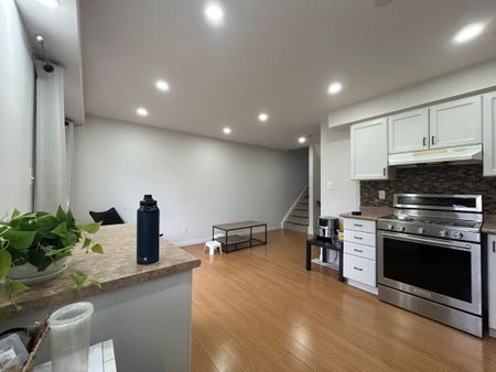 For Lease - 21 Sorrento St Street Unit# 1, Kitchener, Ontario - Photo 2
