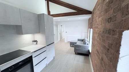 2 bedroom flat to rent - Photo 3