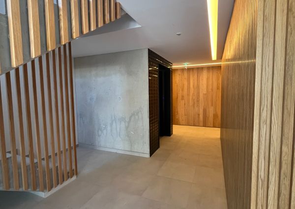 Apartamento T1 no empreendimento DOCA Praia da Barra.